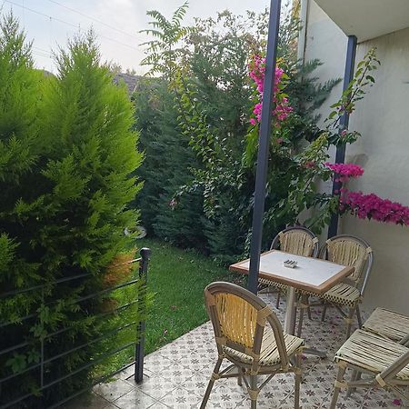 Efzen Hotel Istanbul Exteriör bild
