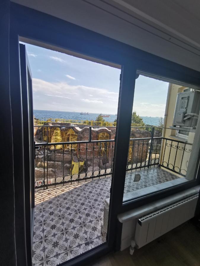 Efzen Hotel Istanbul Exteriör bild