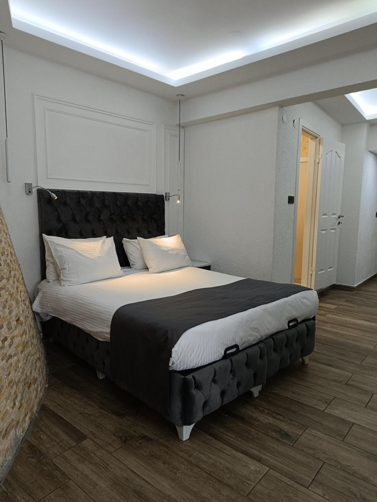 Efzen Hotel Istanbul Exteriör bild